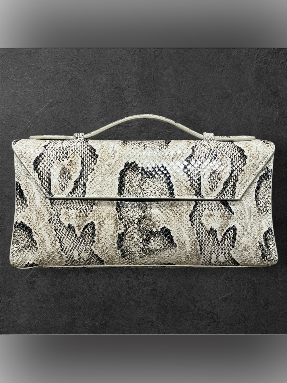 AUREUM CLUTCH